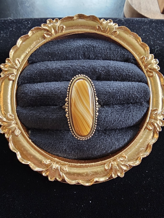 Avon Jewelry - Vintage Avon Ring Size 5.5/6.5